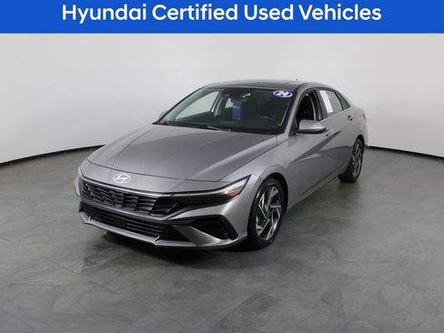 Certified 2024 Hyundai Elantra SEL w/ Convenience Package FWD image 2