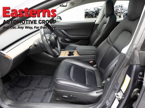 Used 2018 Tesla Model 3 Long Range RWD image 14