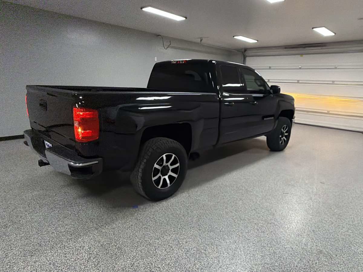 Used 2015 Chevrolet Silverado 1500 LT w/ All Star Edition RWD image 3