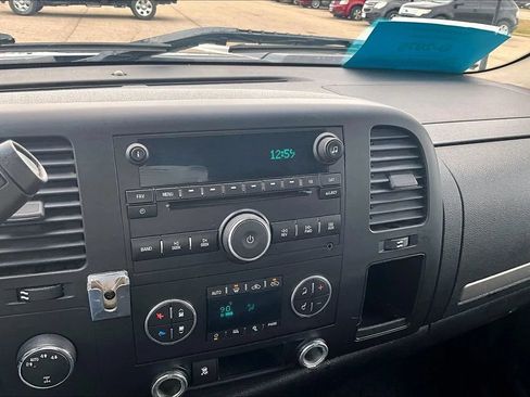 Used 2009 Chevrolet Silverado 1500 LT w/ Power Pack Plus AWD/4WD image 21