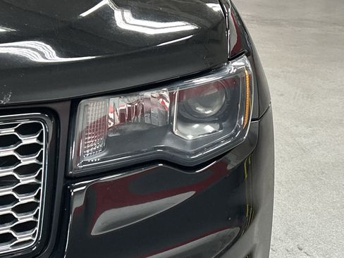 Used 2018 Jeep Grand Cherokee Altitude AWD/4WD image 6