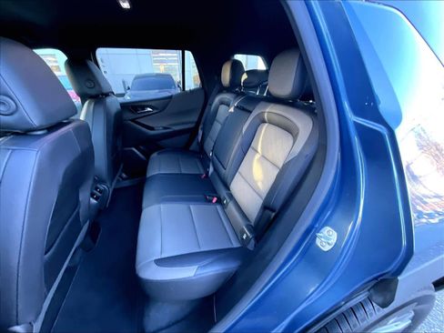 Used 2025 Chevrolet Equinox LT w/ Convenience Package II image 15