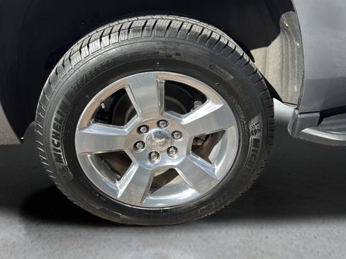Used 2019 Chevrolet Tahoe LT RWD image 20
