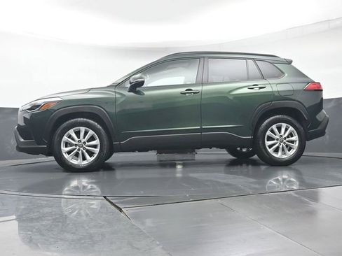 Certified 2023 Toyota Corolla Cross LE image 36