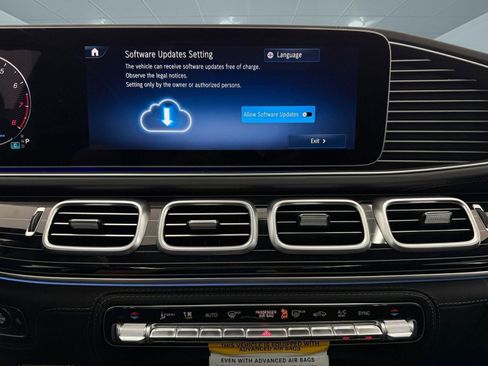 New 2026 Mercedes-Benz Maybach GLS 600 4MATIC image 30