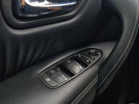 Used 2020 Nissan Armada SL RWD image 27