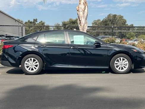 Used 2025 Toyota Camry LE FWD image 3