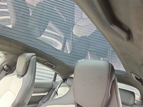 Used 2025 Porsche Taycan GTS image 15