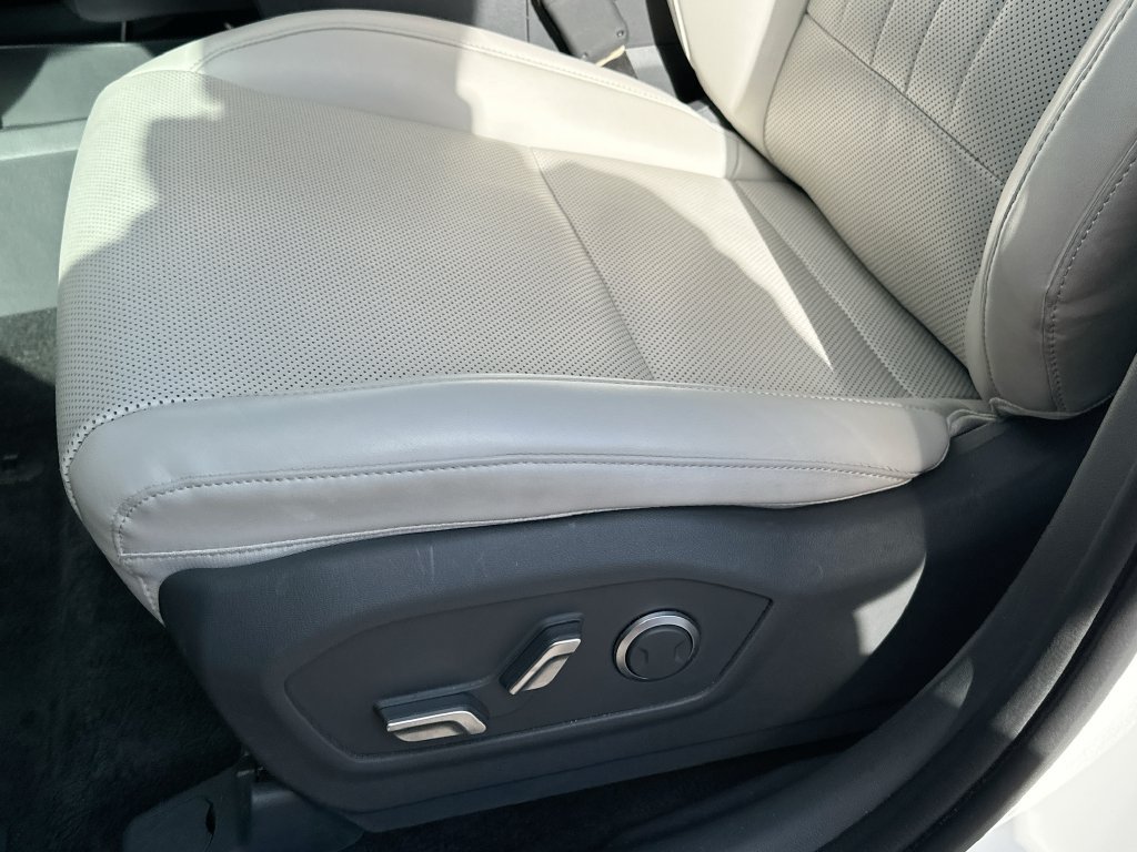 Used 2026 Hyundai Santa Fe SEL FWD image 9