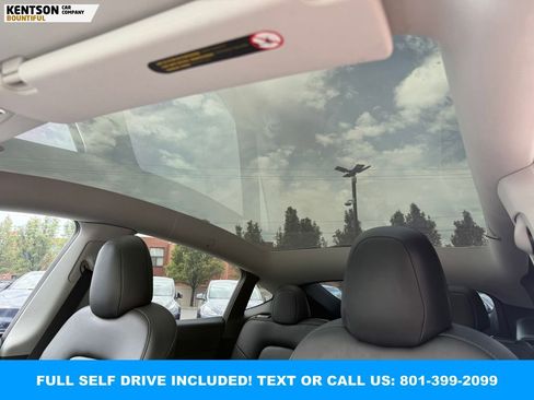 Used 2023 Tesla Model Y Performance AWD/4WD image 26