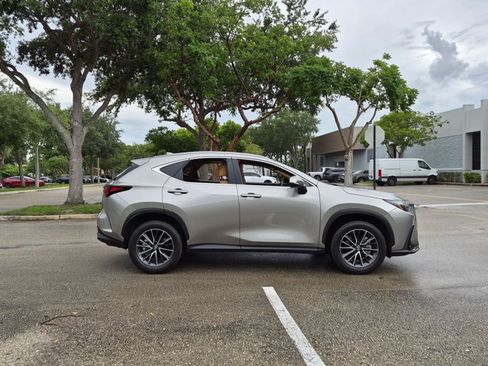 Used 2025 Lexus NX 350 AWD w/ Accessory Package (Z2) image 4