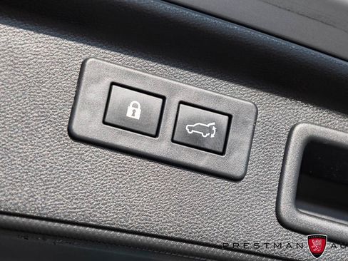 Used 2021 Subaru Forester Limited image 38