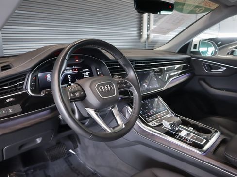 Used 2023 Audi Q8 Premium w/ Convenience Package AWD/4WD image 17