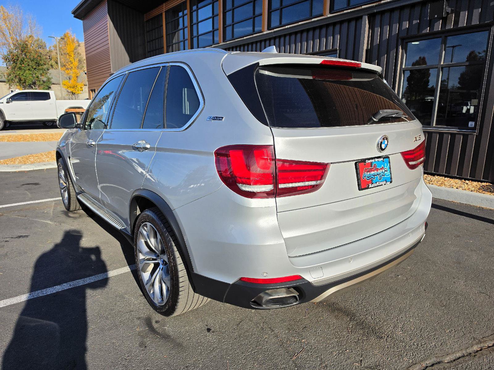 Used 2017 BMW X5 xDrive40e AWD/4WD image 3