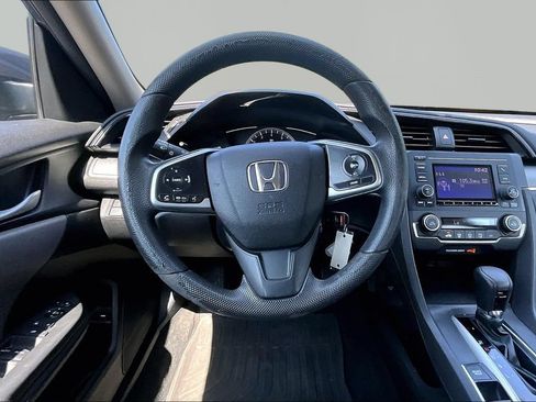 Used 2018 Honda Civic LX image 9