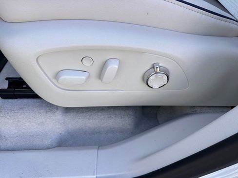 New 2026 Buick Enclave Avenir image 25