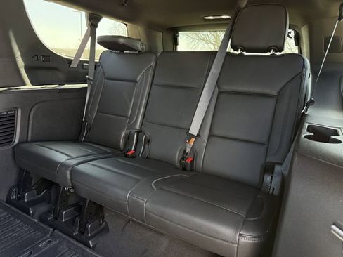 Used 2024 GMC Yukon XL Denali image 28