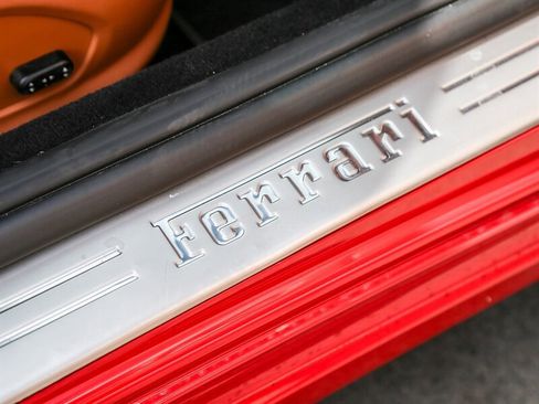 Used 2010 Ferrari California image 34