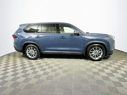 Certified 2026 Toyota Grand Highlander AWD image 9