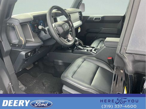 New 2025 Ford Bronco Badlands image 24