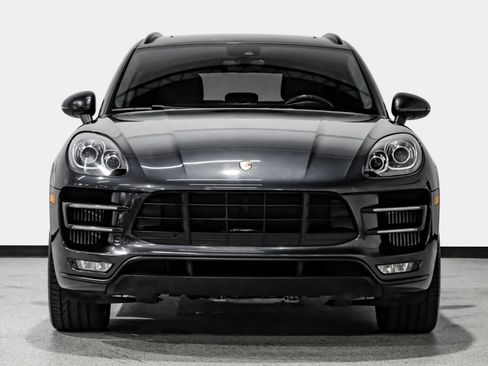 Used 2017 Porsche Macan Turbo AWD/4WD image 3