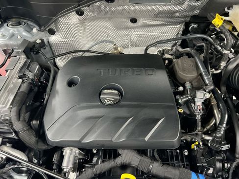 Used 2025 Buick Encore GX Sport Touring w/ Comfort Package image 24