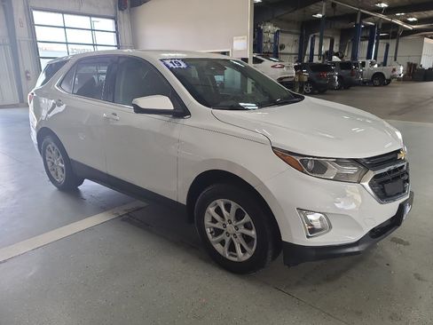 Used 2019 Chevrolet Equinox LT AWD/4WD image 4