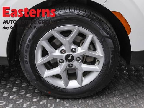 Used 2024 Kia Soul LX w/ Option Group 015 image 31