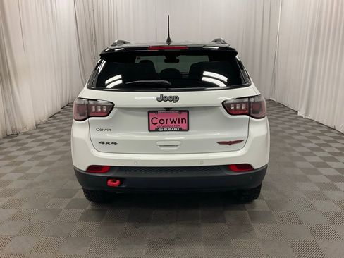 Used 2024 Jeep Compass Trailhawk image 5