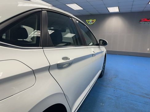 Used 2024 Volkswagen Jetta S image 6