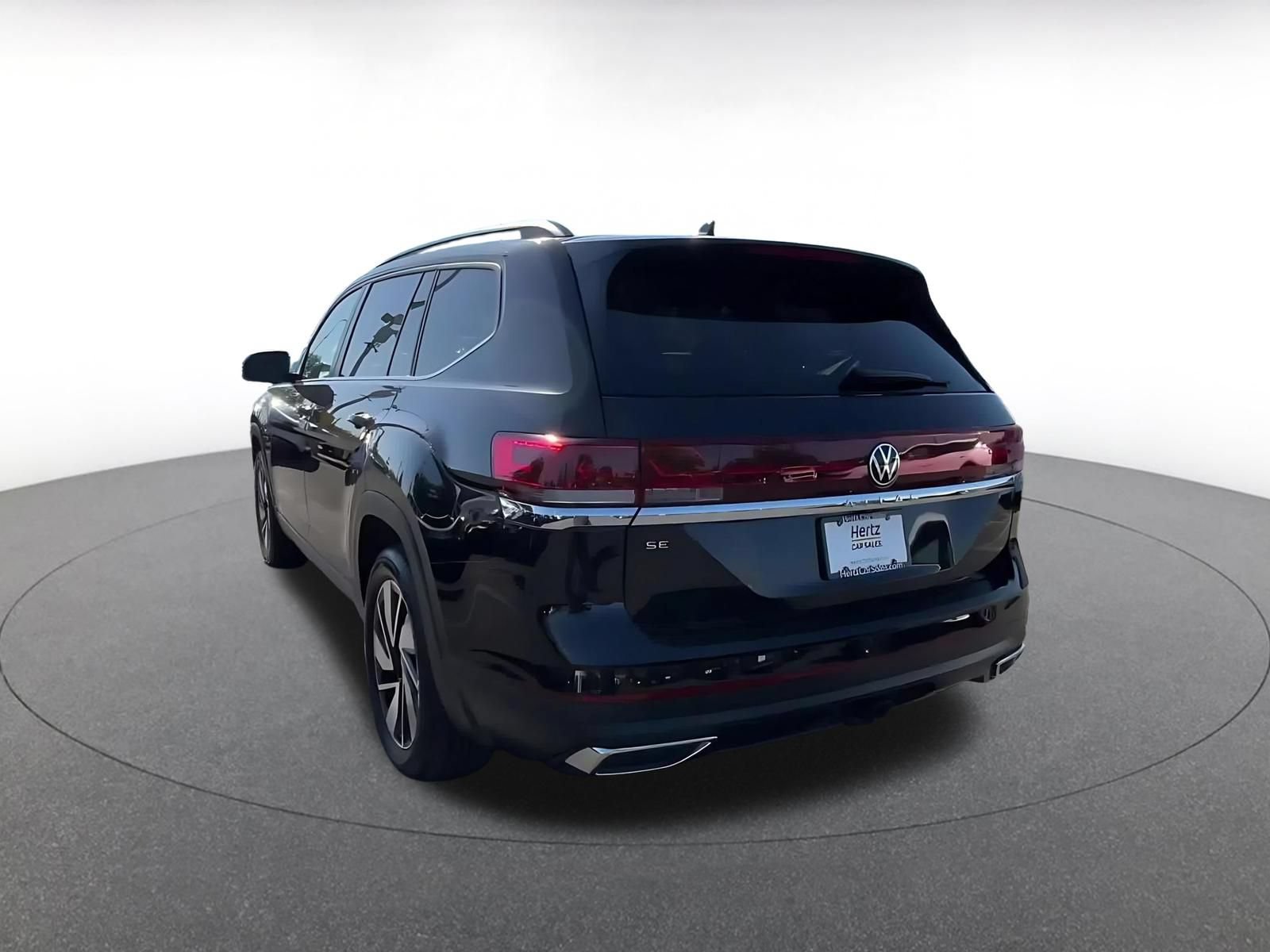 Used 2026 Volkswagen Atlas SE FWD image 10