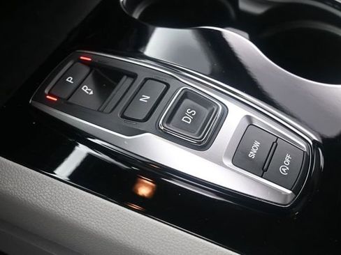 Used 2022 Honda Pilot Touring image 12