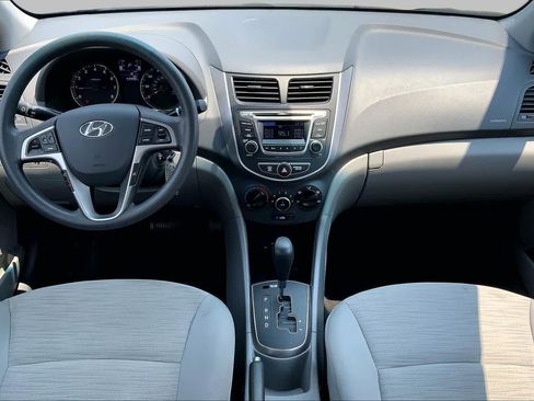 Used 2016 Hyundai Accent SE w/ Option Group 02 FWD image 14