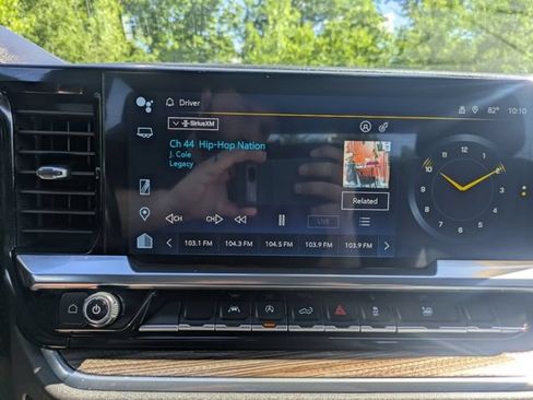 Used 2023 Chevrolet Silverado 1500 LT AWD/4WD image 27