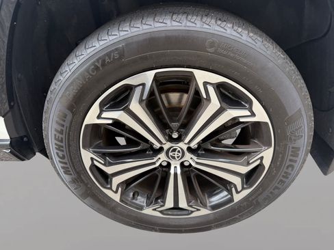 Used 2021 Toyota RAV4 XSE w/ Weather Package AWD/4WD image 19