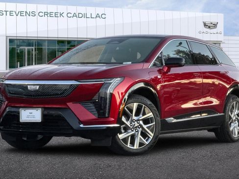 Certified 2025 Cadillac Optiq Luxury 1 image 7