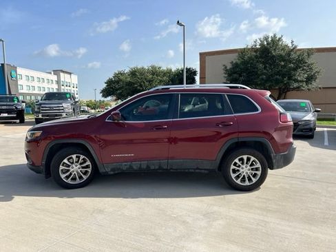 Used 2019 Jeep Cherokee Latitude w/ Popular Appearance Group FWD image 6