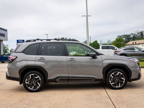Certified 2025 Subaru Forester Limited AWD/4WD image 19