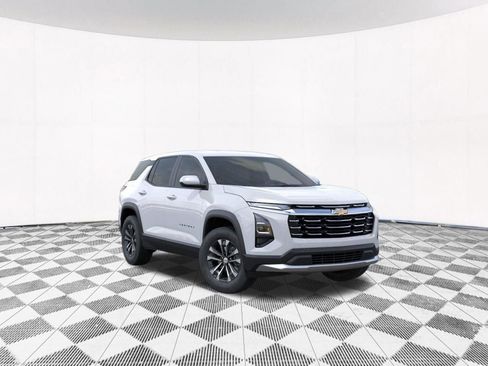 New 2026 Chevrolet Equinox LT AWD/4WD image 9