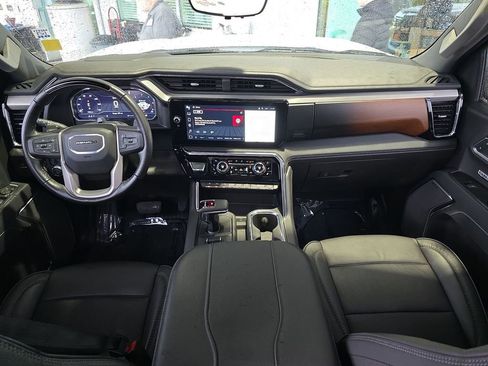 Certified 2025 GMC Sierra 1500 Denali image 26