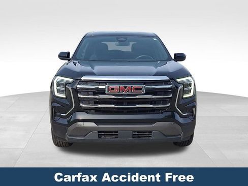 Used 2025 GMC Terrain Elevation image 3