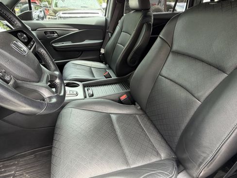 Used 2021 Honda Passport EX-L image 17