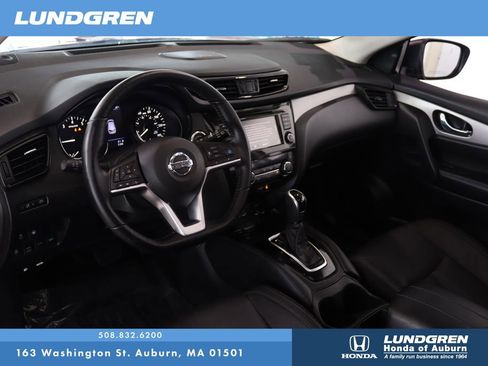 Used 2020 Nissan Rogue Sport SL w/ Premium Package AWD/4WD image 8