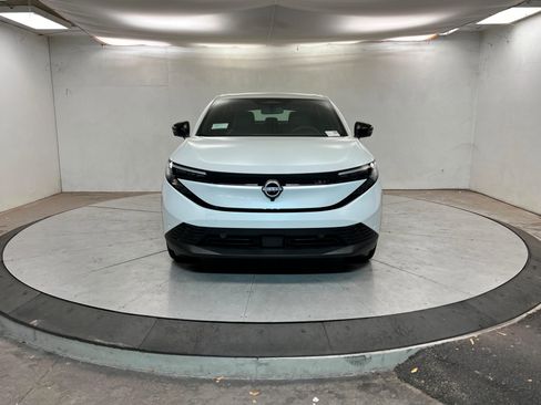 New 2026 Nissan Leaf SV+ w/ Floor Mat Package (SV+) image 8