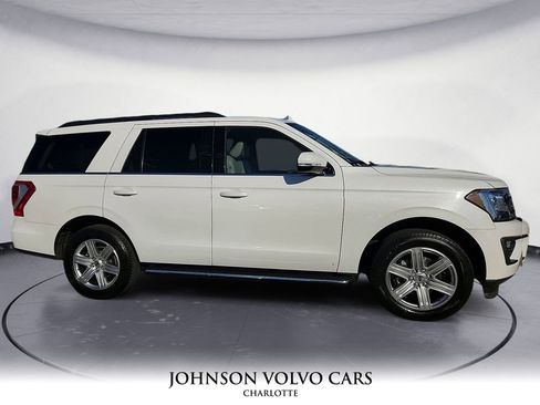 Used 2021 Ford Expedition XLT image 12