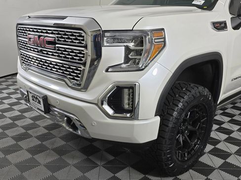 Used 2020 GMC Sierra 1500 Denali w/ Denali Ultimate Package image 11