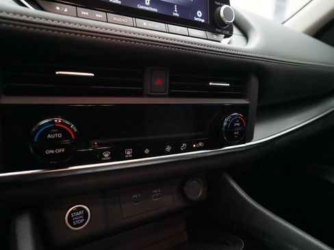 Certified 2023 Nissan Rogue SV image 20