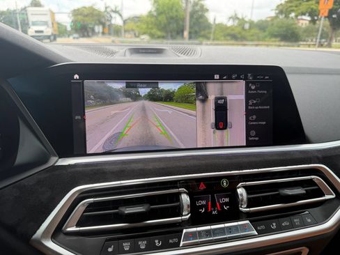 Used 2019 BMW X5 xDrive40i w/ M Sport Package AWD/4WD image 20