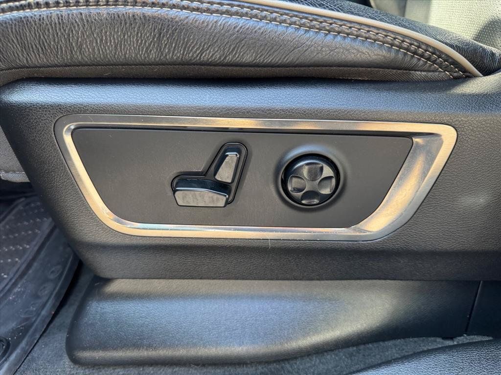Used 2019 RAM 1500 Limited AWD/4WD image 16