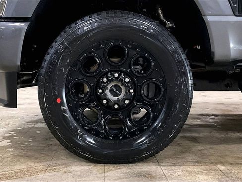 New 2026 Ford F350 XLT w/ XLT Premium Package AWD/4WD image 12